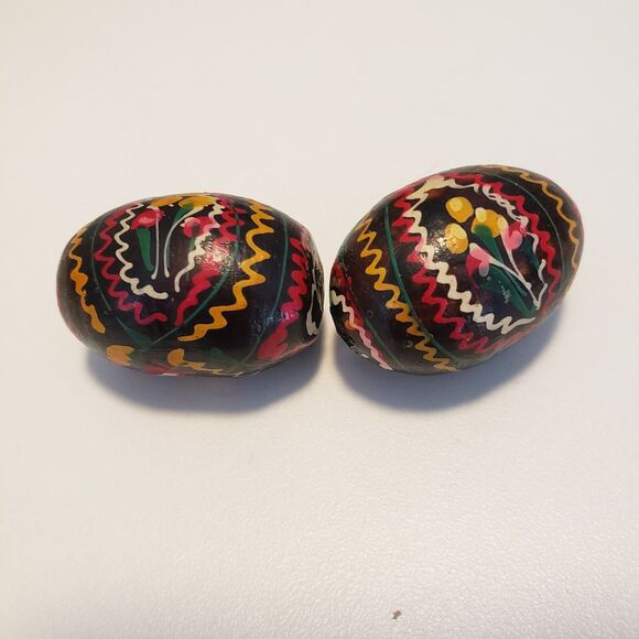 Vintage Hand Painted Lacquered Eggs Black Miniature Floral Spring Decor Set of 2 - Picture 3 of 8